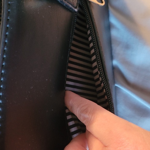 BRAND NEW VEGAN LEATHER HAND BAG SET * TEMPORARY CHRISTMAS PRICE DROP!!!!!!! - Picture 10 of 10